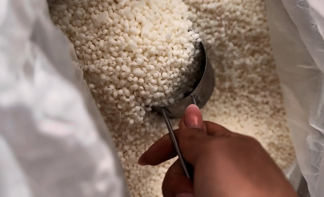 What’s in my candle wax? Glad you asked.