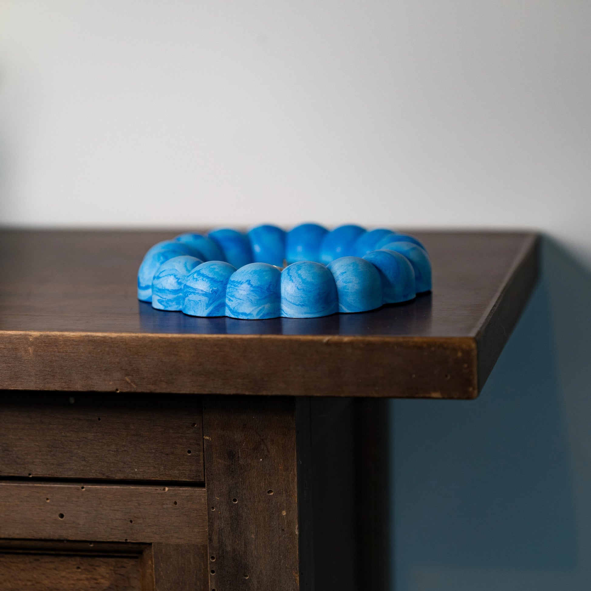 Small_Blue_Jesmonite_Cloud_Tray_Handmade_Candle_Holder_Jewelry_Dish_Hot_Mess_Candle_NL