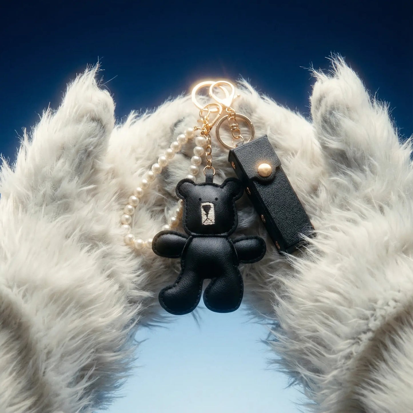 Keychain Modern Black Bear